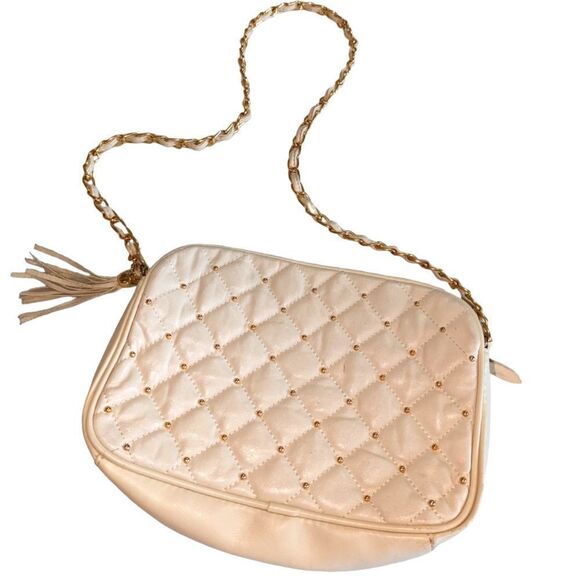 🛍️ WHITE WITH GOLD DETAIL SHOULDER BAG - Picture 1 of 5